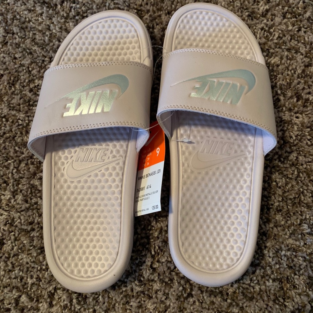 Nike slides
